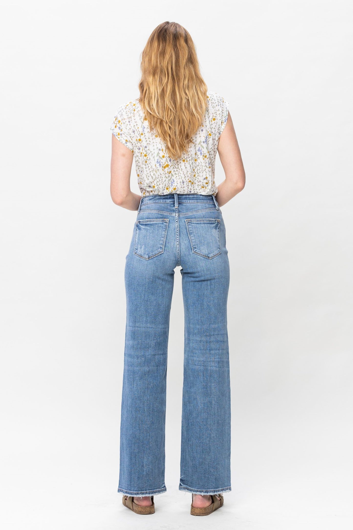 Mid Rise Vintage Wash Wide Leg Jeans - Medium