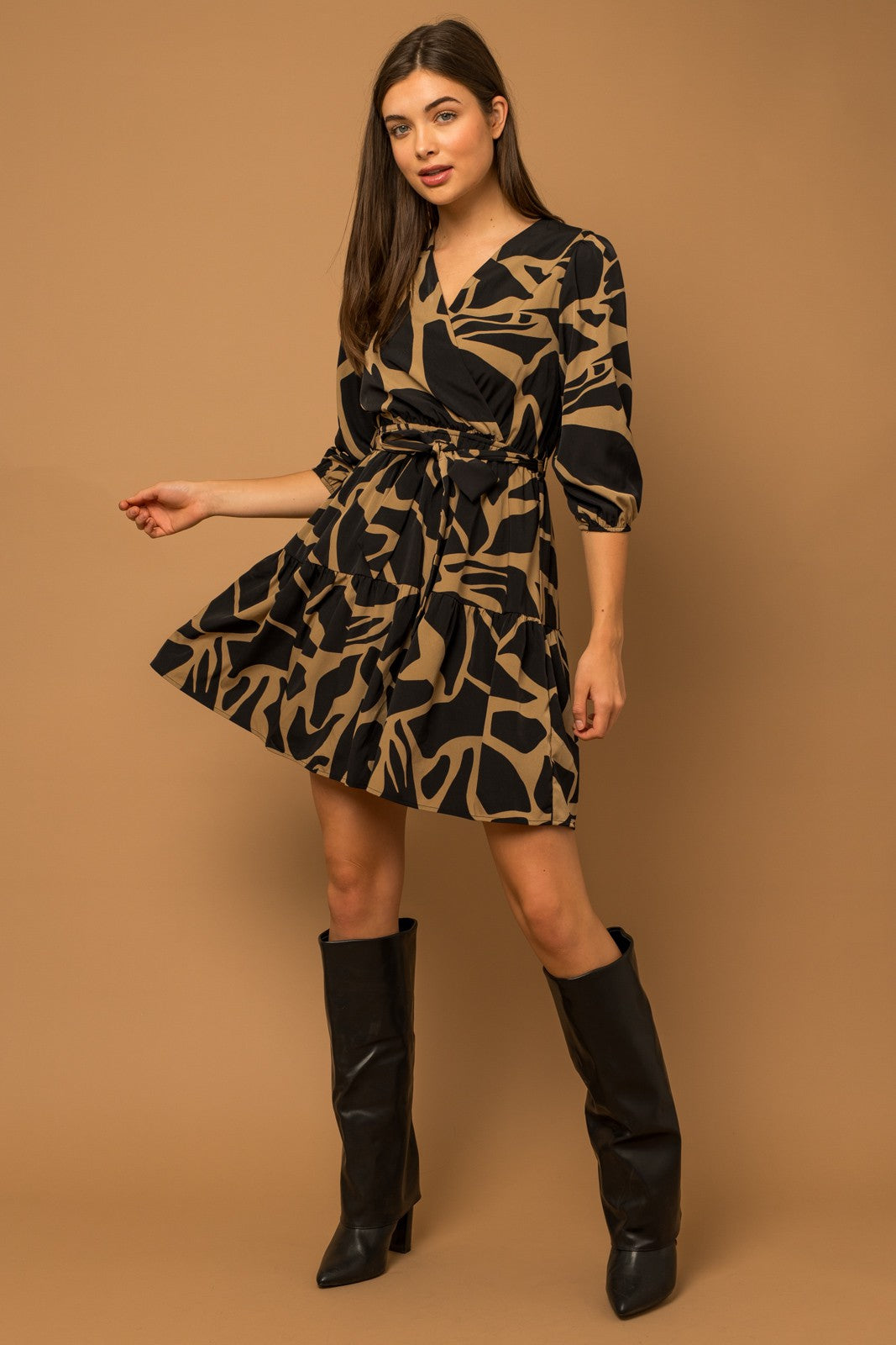 3/4 Sleeve Surplice Abstract Print Dress - Black/Taupe