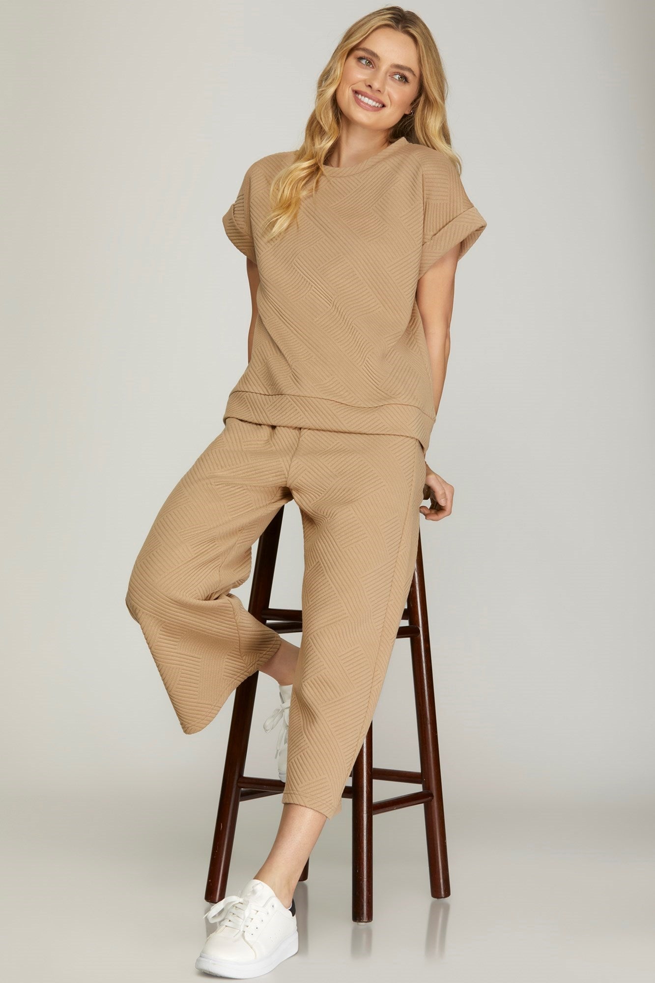 Quilted Texture Knit Capri Pants - Taupe