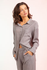 Long Sleeve Woven Button Down Pocket Shirt - Grey